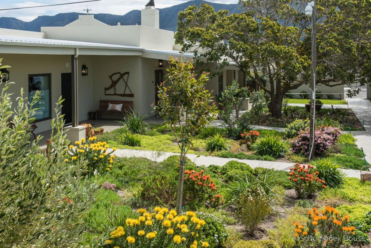 Schulphoek House Hermanus Exterior foto The entrance to the restaurant